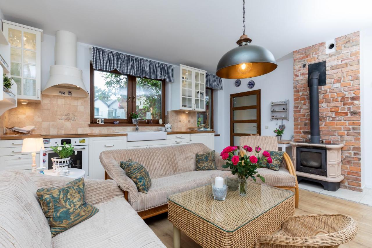 Veranda Domy I Apartament 波别罗沃 外观 照片