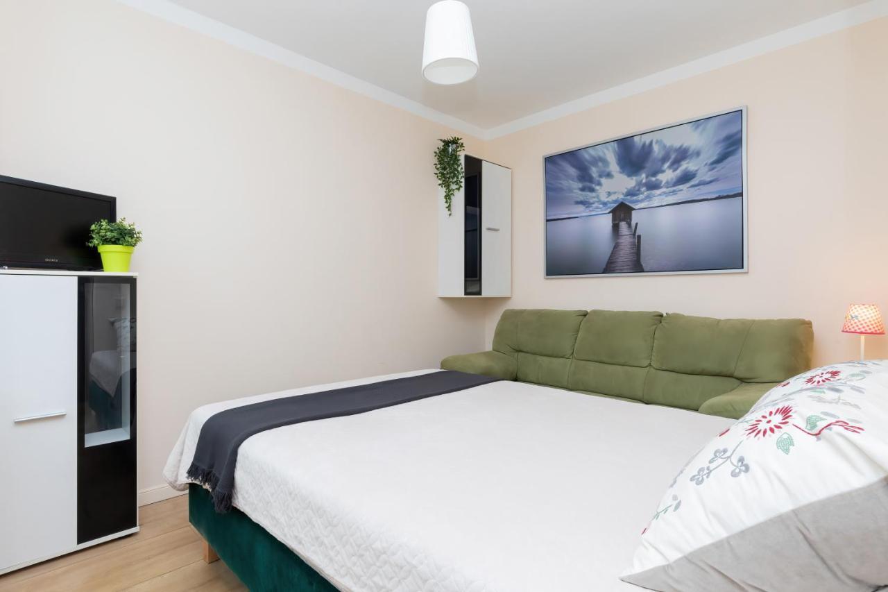 Veranda Domy I Apartament 波别罗沃 外观 照片
