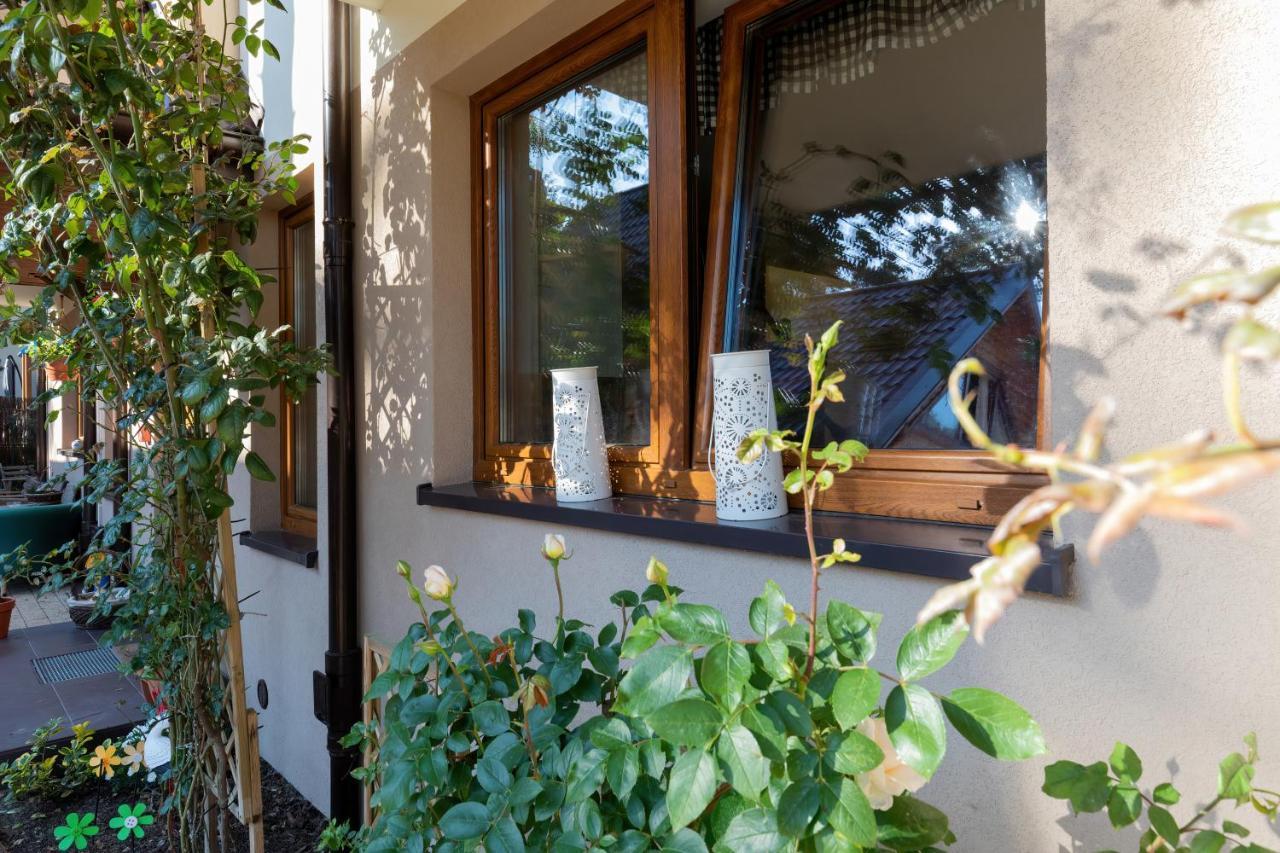 Veranda Domy I Apartament 波别罗沃 外观 照片